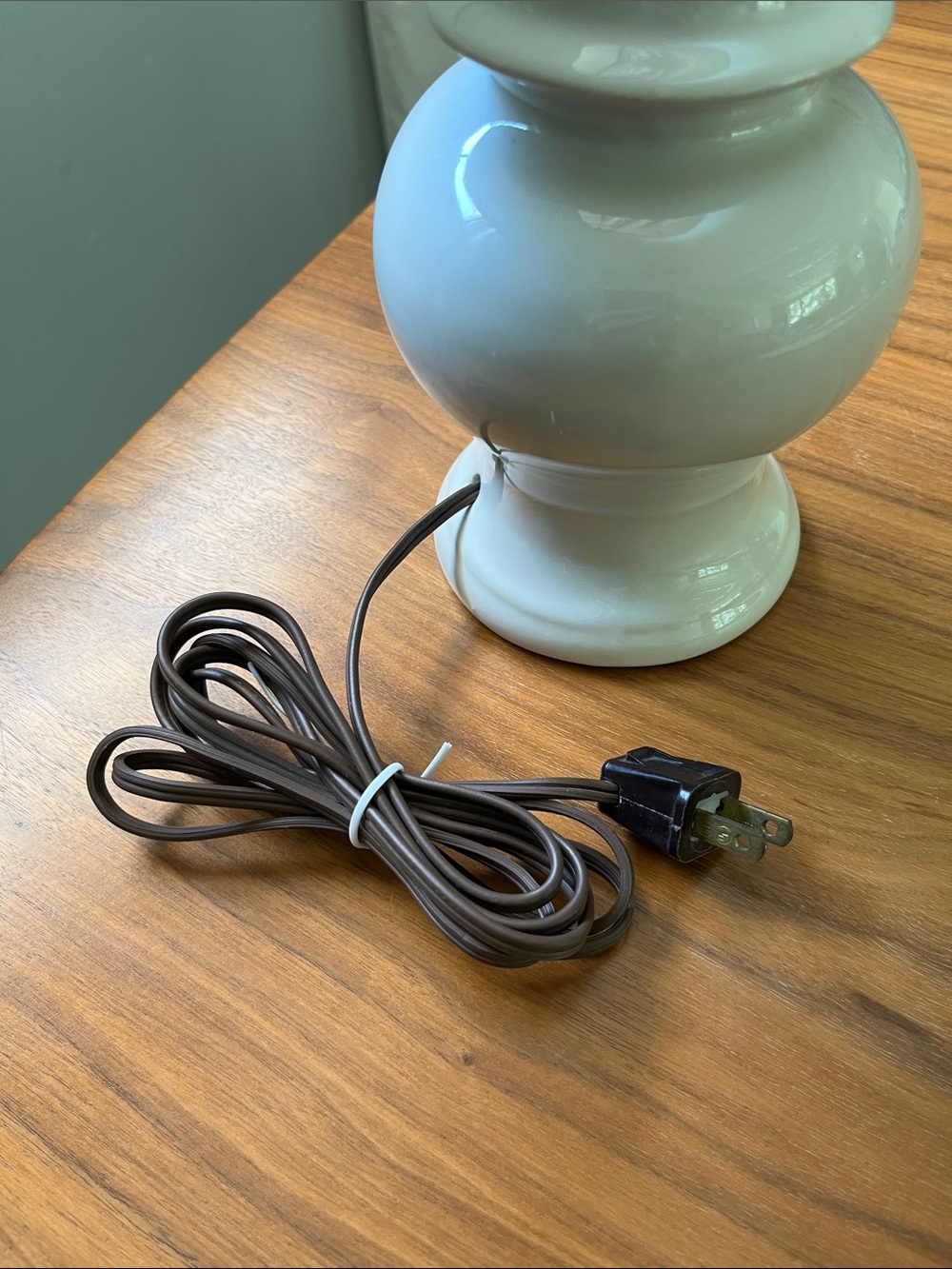 White Lamp - Blue Shade - Picture 5 of 5